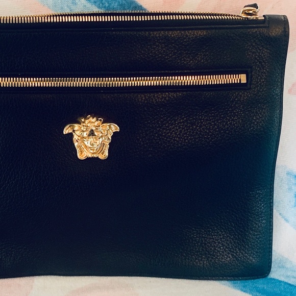 Black Versace Medusa Pebbled Leather Clutch - Picture 5 of 8